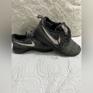 Nike Roshe One Flyknit